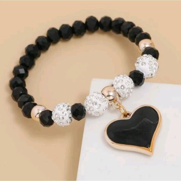 🖤 Heart Charm- Beaded Stretch Bracelet NWT - Picture 1 of 5